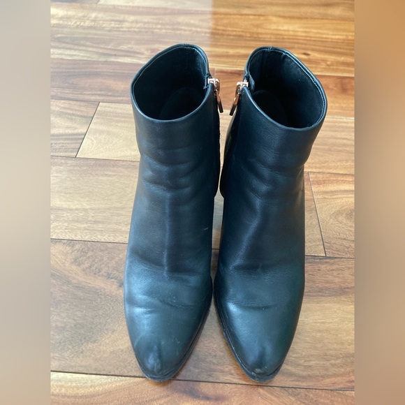 **SOLD** Alexander Wang Kori ankle boots in Rose Gold - Picture 4 of 9